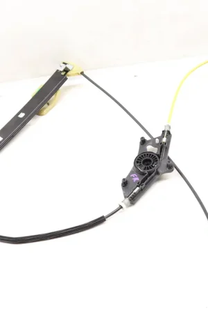 Audi Front Right Window Regulator (A4, A4 Quattro, S4) 8W0837462 Modern