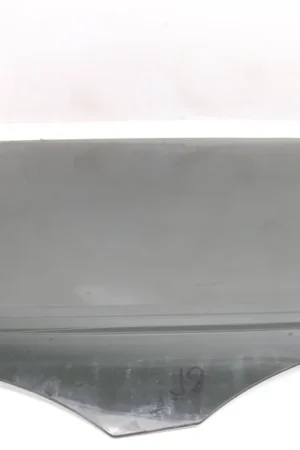Editor’s Pick Mercedes-Benz Rear Left Door Window Glass 1647350910