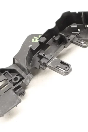 Popular Mercedes-Benz Door Latch / Lock Actuator Bracket 2227230514