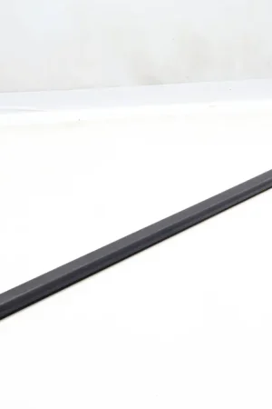 Factory Price VW Rear Right Outer Door Window Slot Seal / Trim 5NN839478