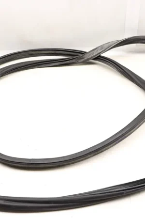 VW Trunk Hatch Seal / Weather Stripping (Beetle) 5C5827705F Premium