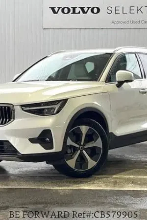 Worldwide Shipping Used 2022 VOLVO XC40 B4AWD/5AA-XB420TXCM for sale. Find an affordable Used VOLVO XC40 with No.1 Japanese used car exporter BE FORWARD.