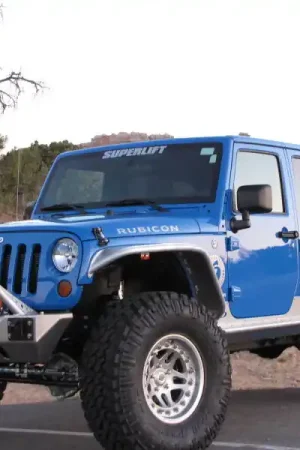 Superlift 07-18 Jeep Wrangler JK 4WD 4in Suspension Lift Kit w/ Fox 2.0 Res Shocks Seasonal Sale